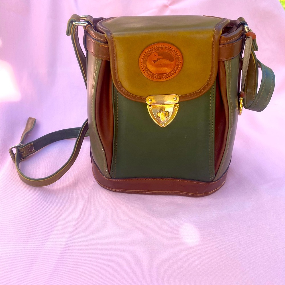 Knockoff vintage Dooney